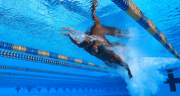 ¡La brazada de arranque es el tirón más fuerte de cualquier carrera de natación!