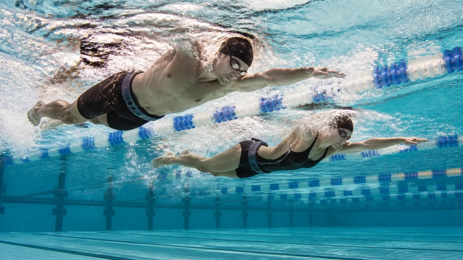 Relación entre natación lastrada y velocidad según el sexo en nadadores de alto rendimiento